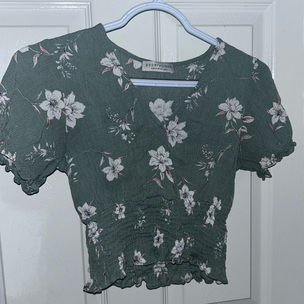 Mint green crop top XS